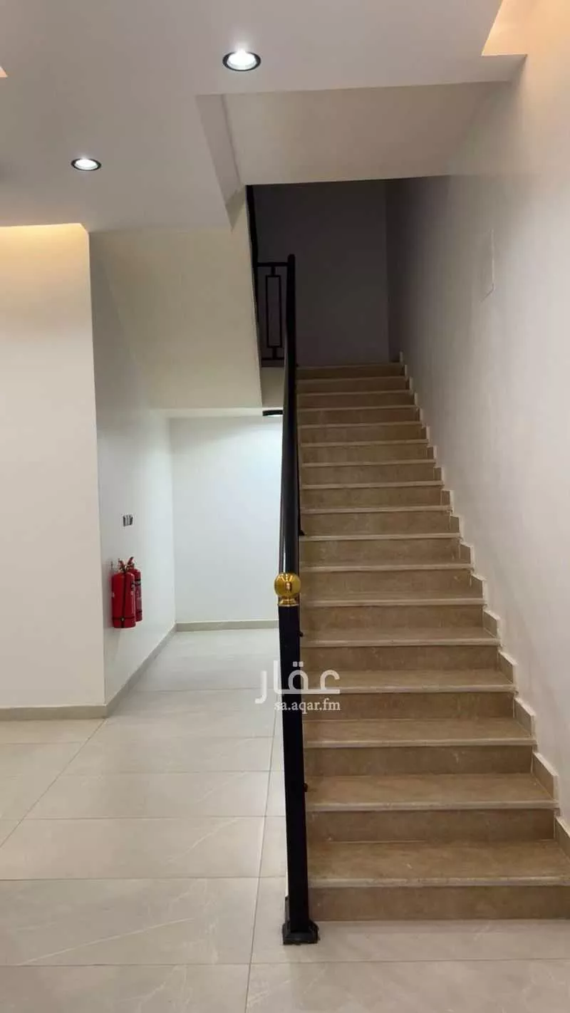 20 bedroom building in Tuwaiq, Riyadh 2