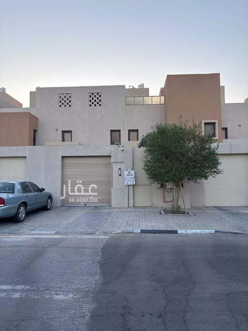 فيلا في الجامعيين