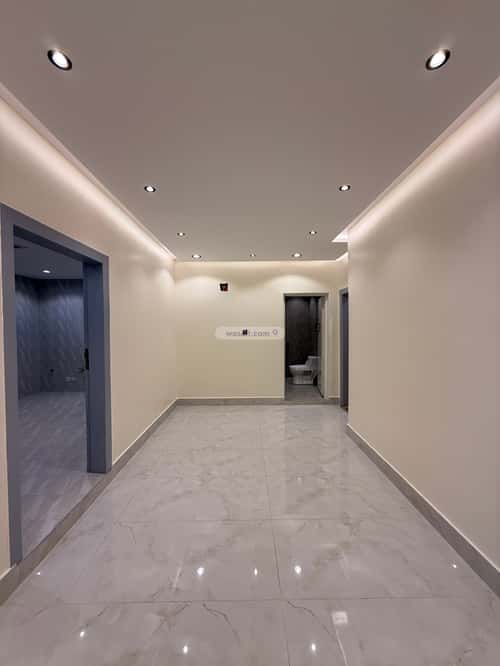 4 bedroom apartment in Al Uraija Al Gharbi, Riyadh 8