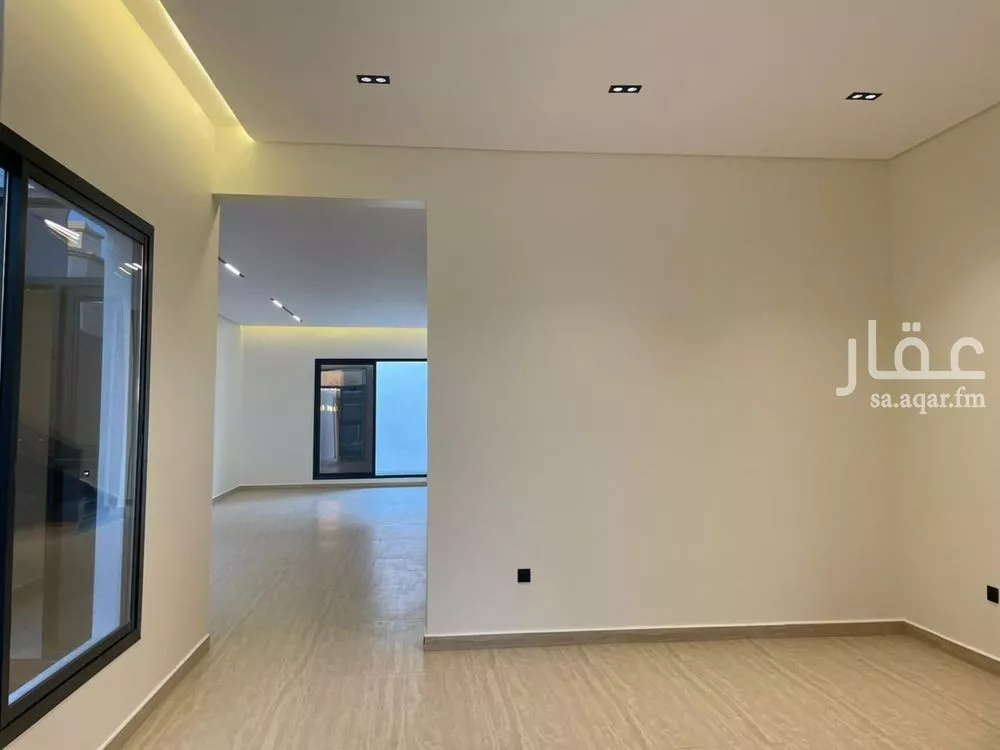 3 bedroom floor in As Suwaidi Al Gharabi 12