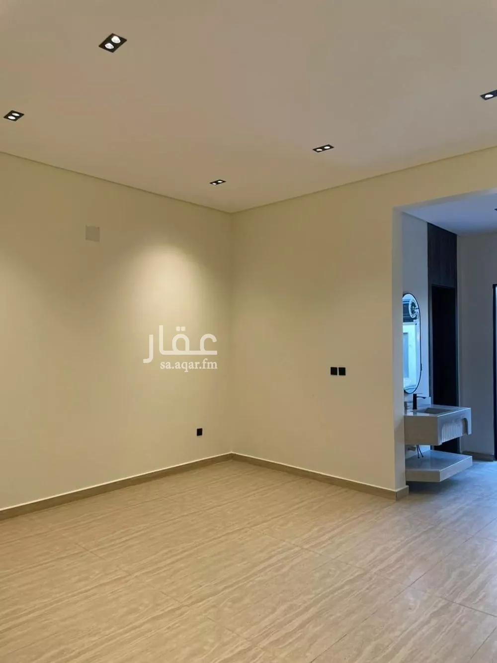3 bedroom floor in As Suwaidi Al Gharabi 15