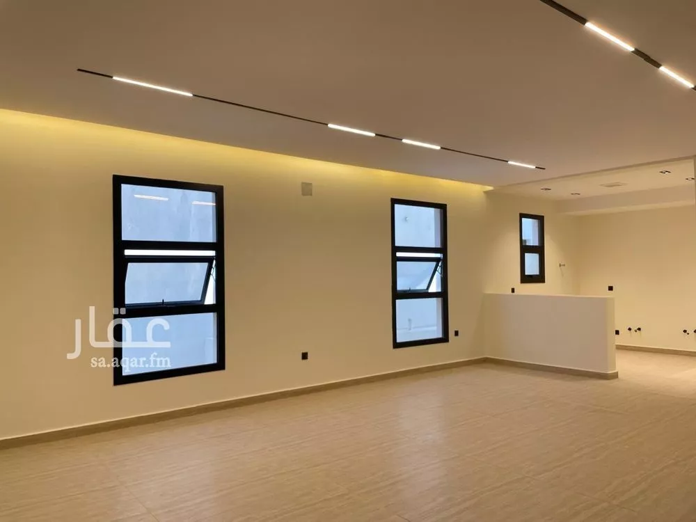 3 bedroom floor in Al Zahrah 21