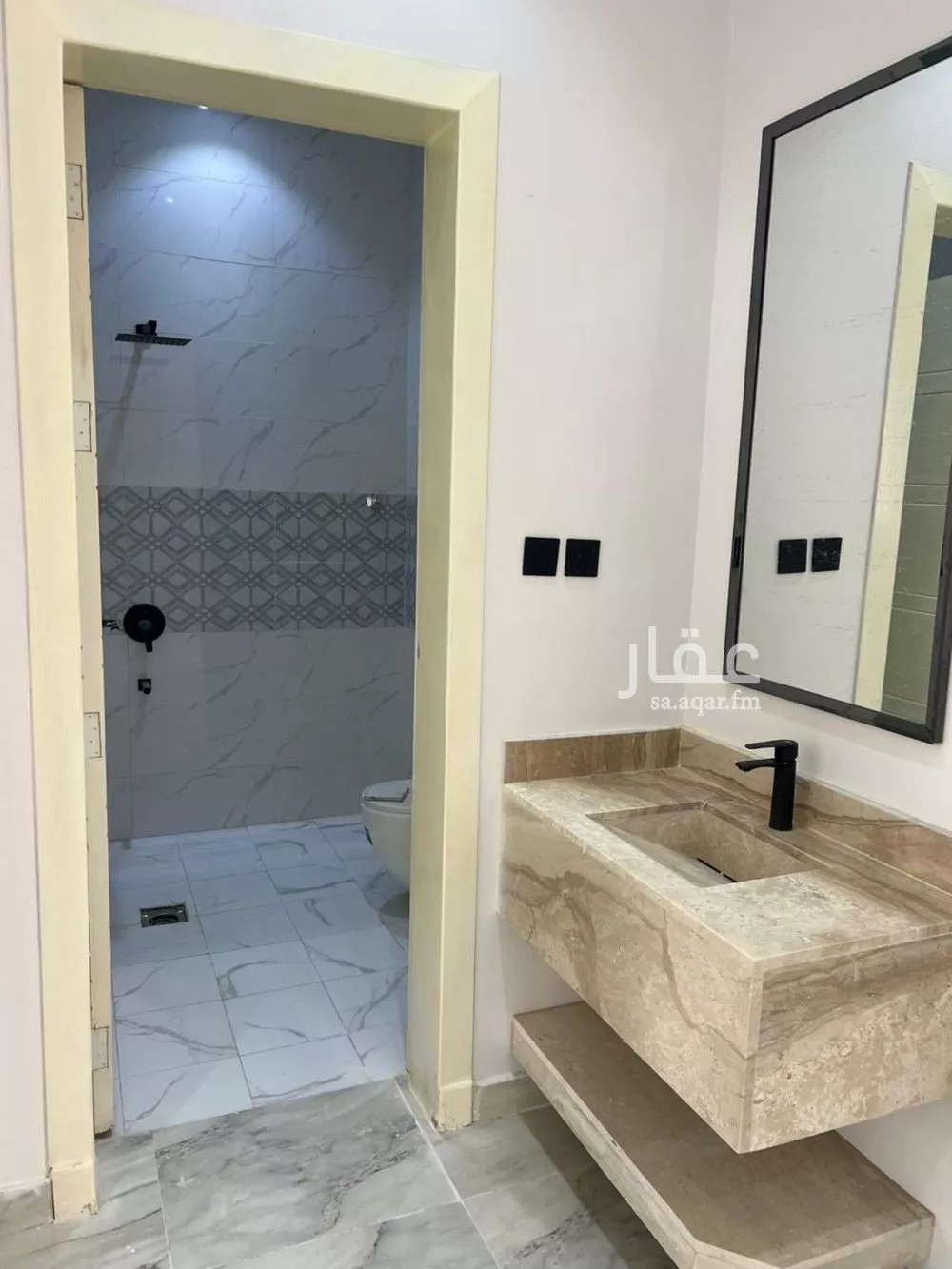 5 bedroom floor in Tuwaiq 14