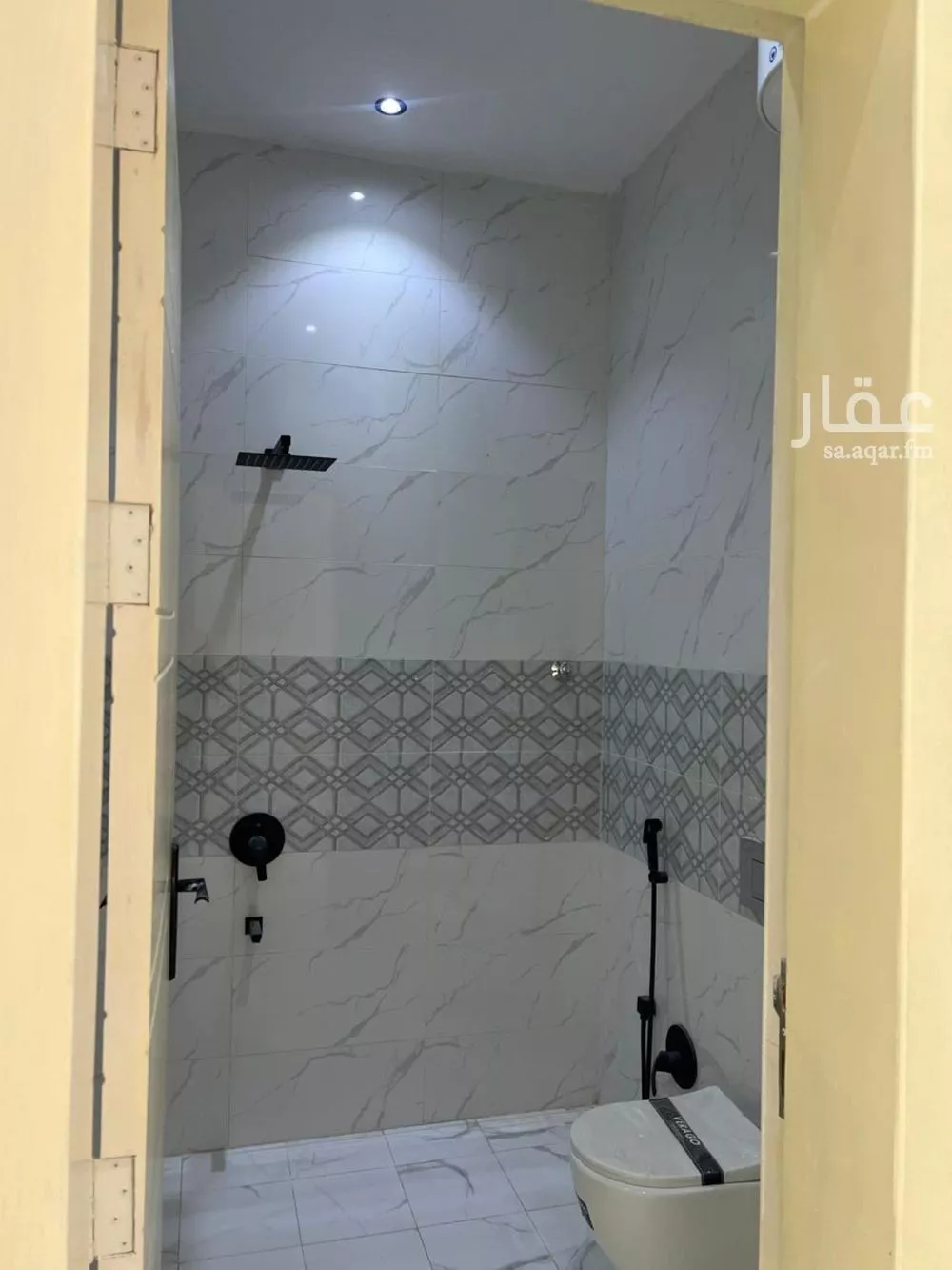 5 bedroom floor in Tuwaiq 16