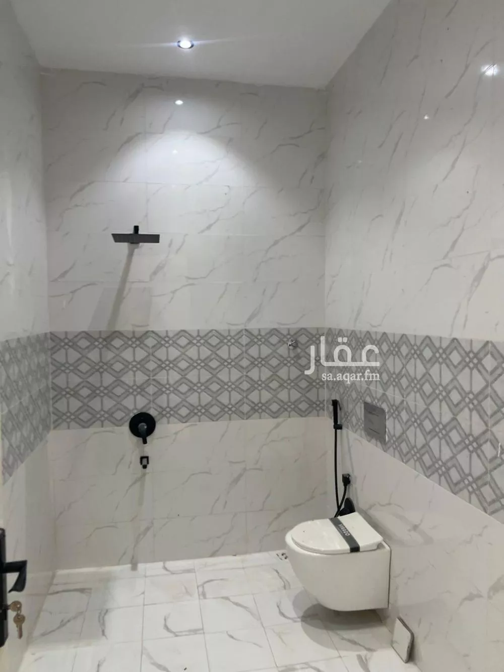 5 bedroom floor in Tuwaiq 18