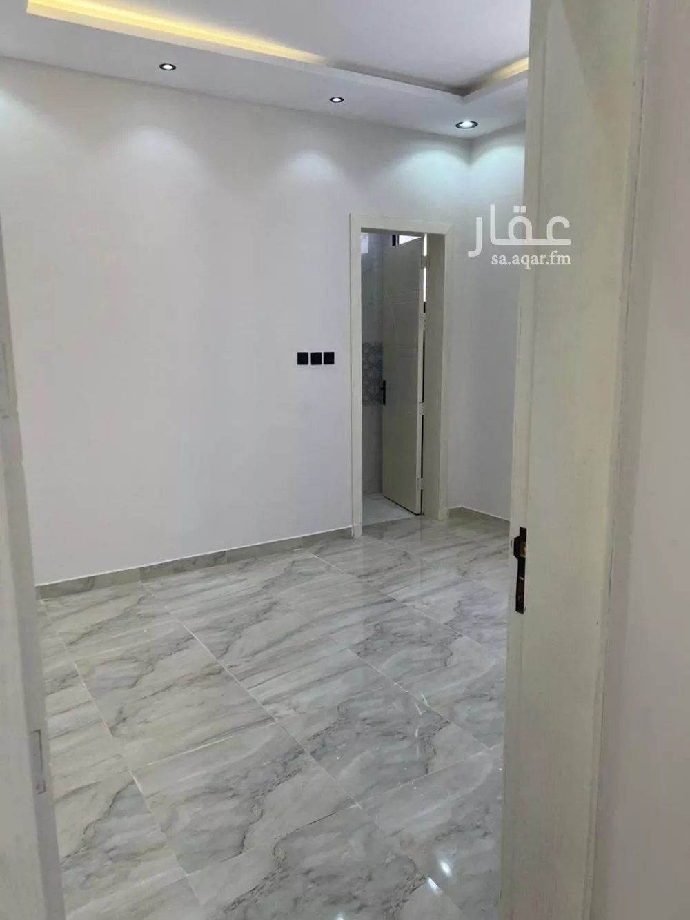 5 bedroom floor in Tuwaiq 20