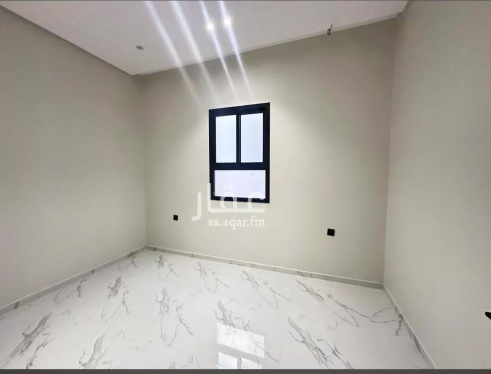 4 bedroom floor in Al Hazm 20
