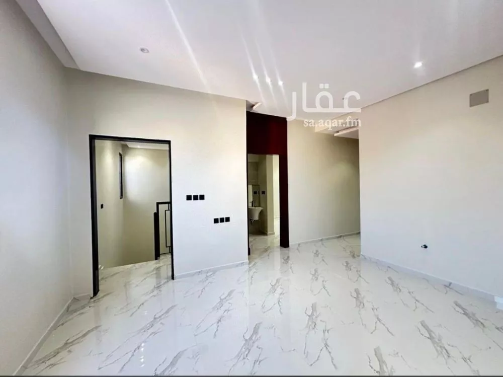 4 bedroom floor in Al Hazm 6