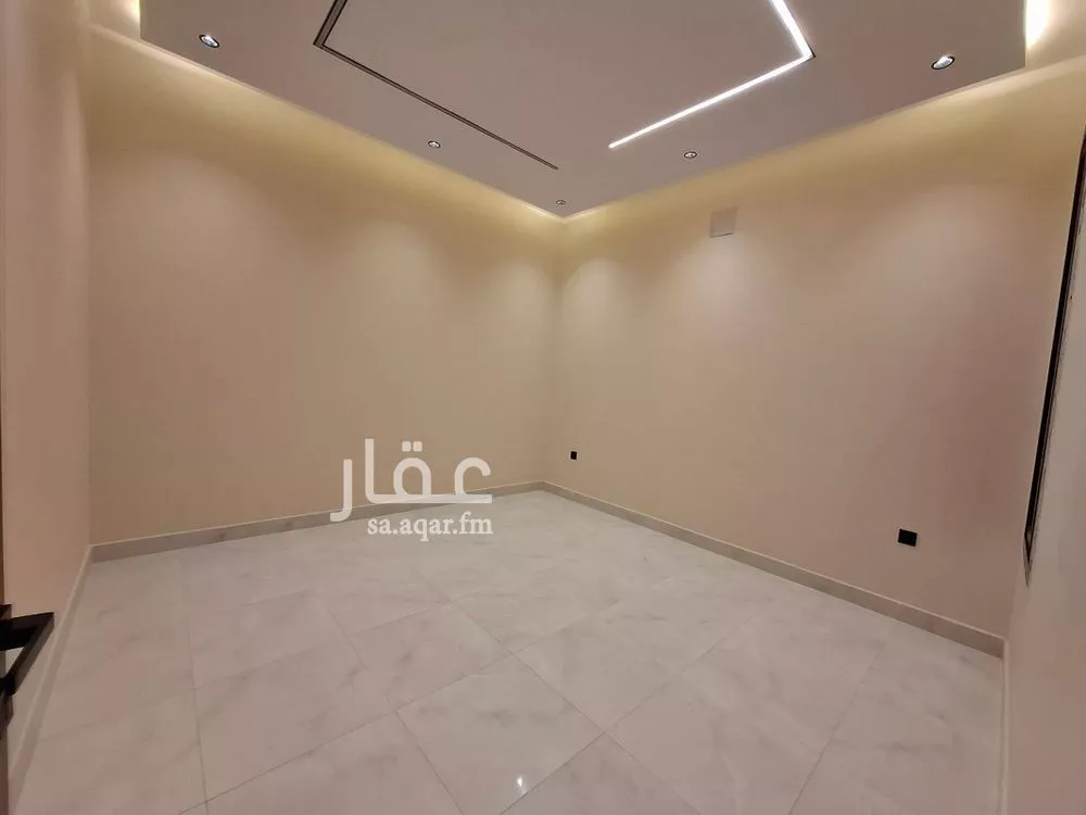 5 bedroom floor in Tuwaiq 11