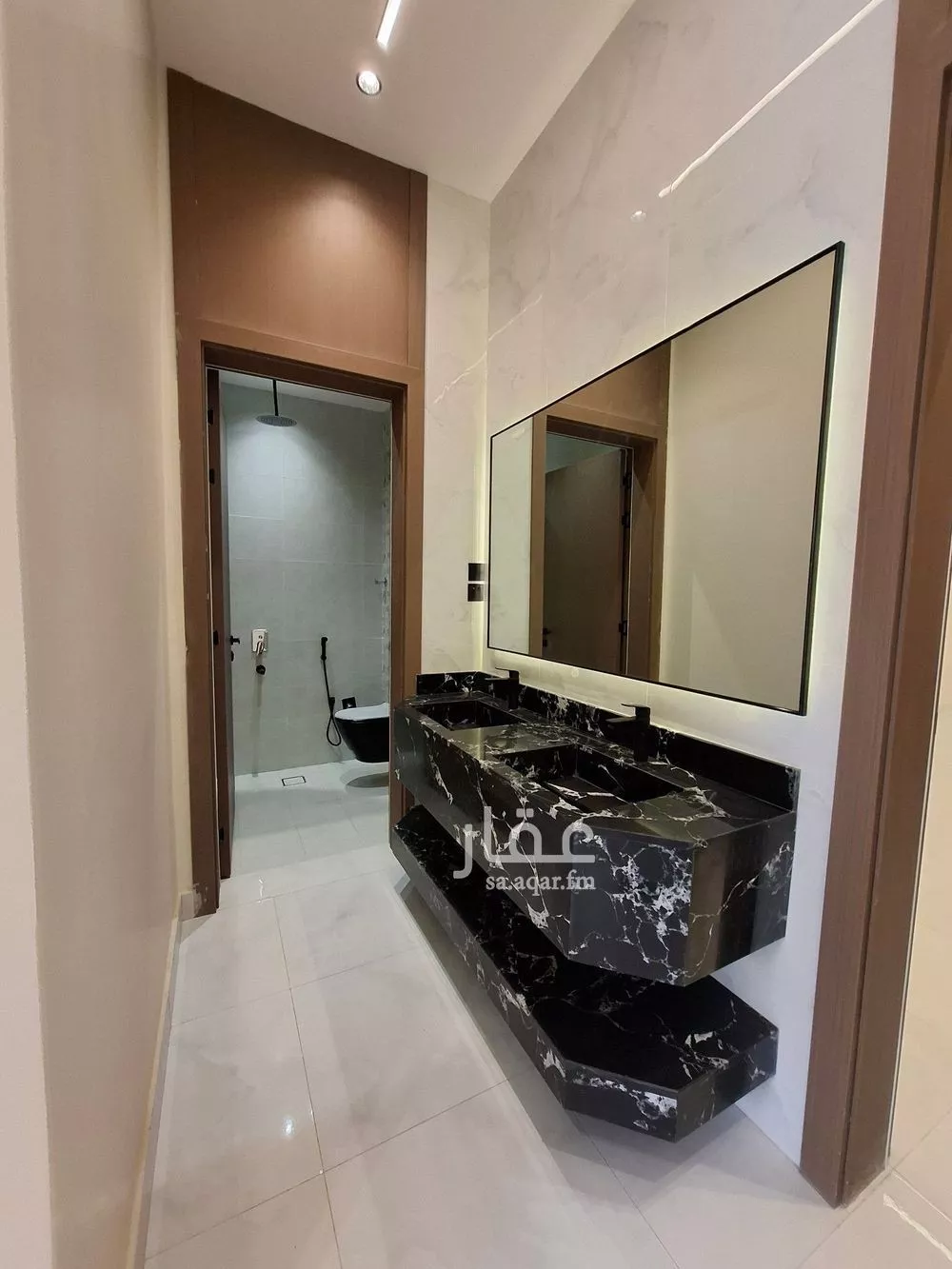 5 bedroom floor in Tuwaiq 12