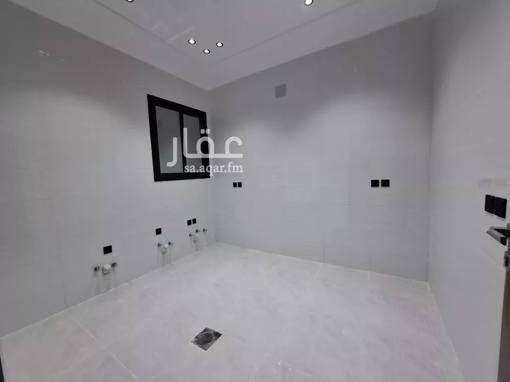 7 bedroom floor in Dahiat Namar 17
