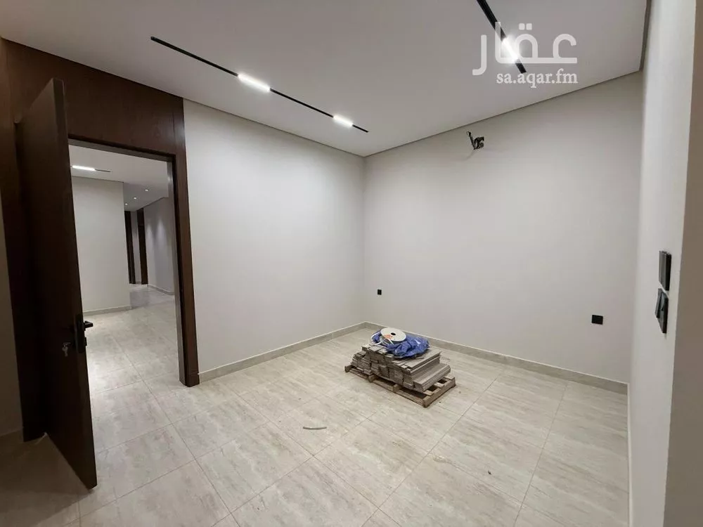 3 bedroom floor in Al Zahrah 6