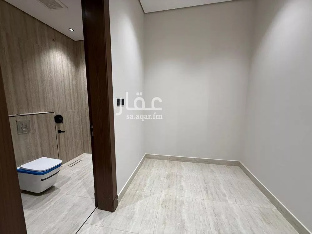3 bedroom floor in Al Zahrah 7