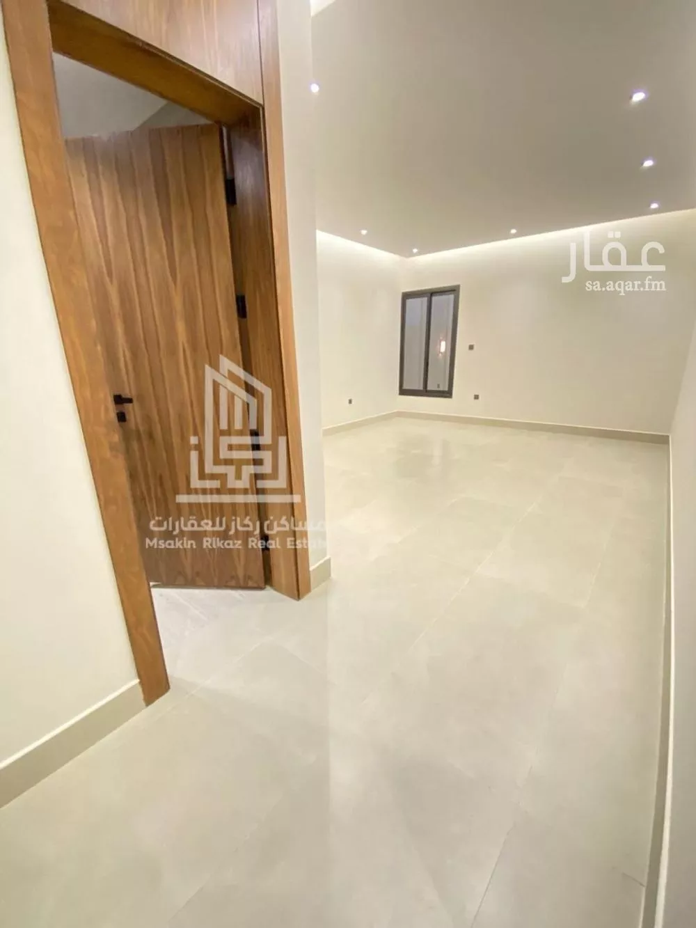 دور 4 غرف في الروابي 15