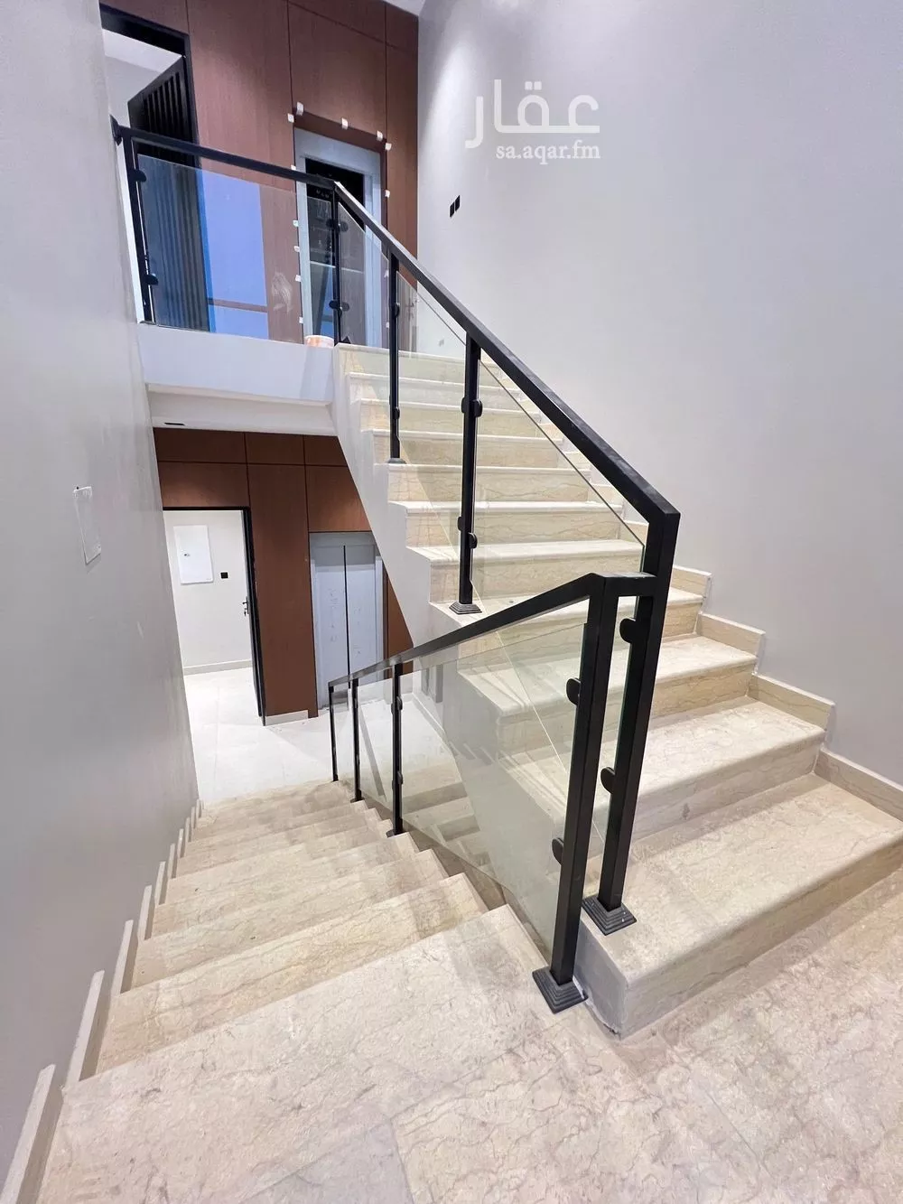 4 bedroom floor in Al Yarmouk 2
