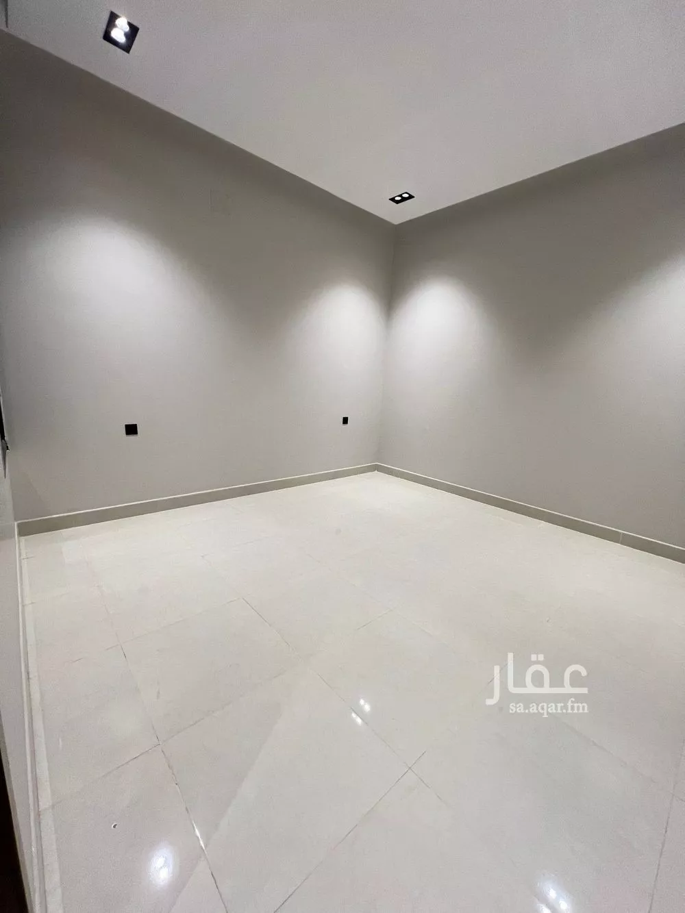 4 bedroom floor in Al Yarmouk 3