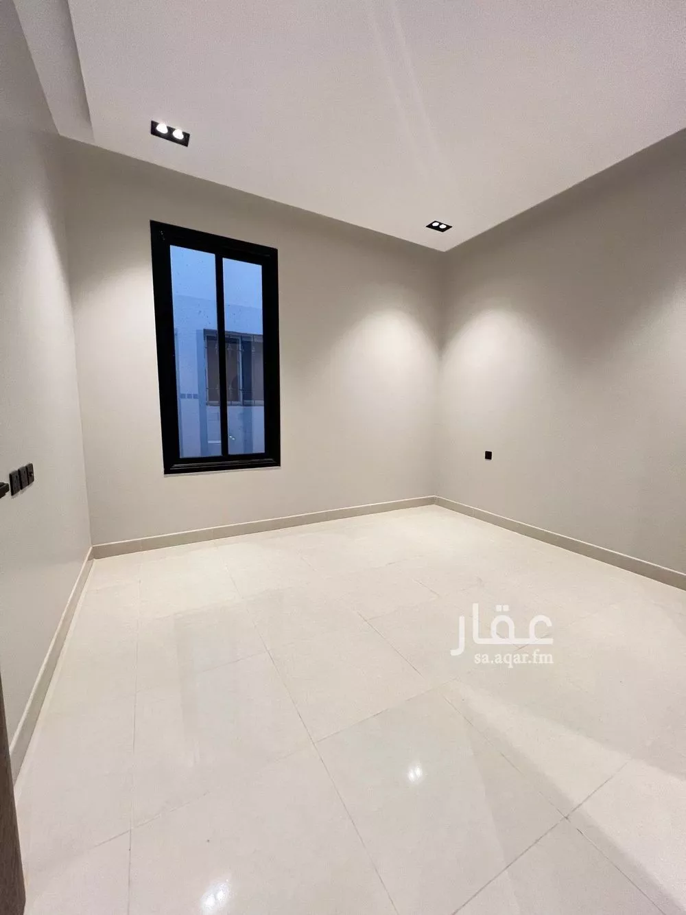 4 bedroom floor in Al Yarmouk 7