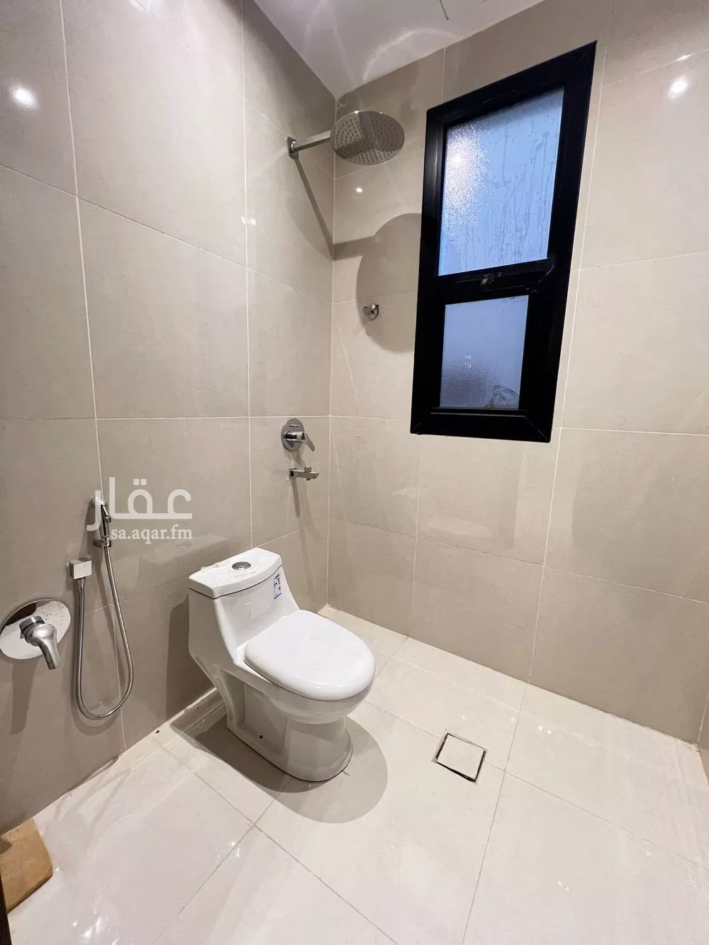 4 bedroom floor in Al Yarmouk 9