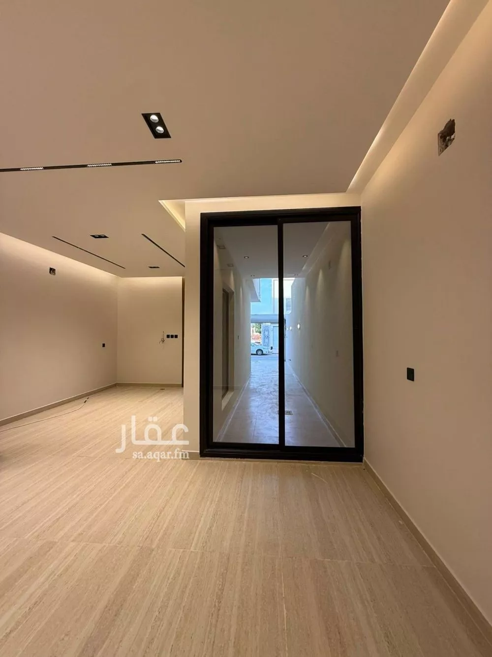 5 bedroom floor in Okaz 11