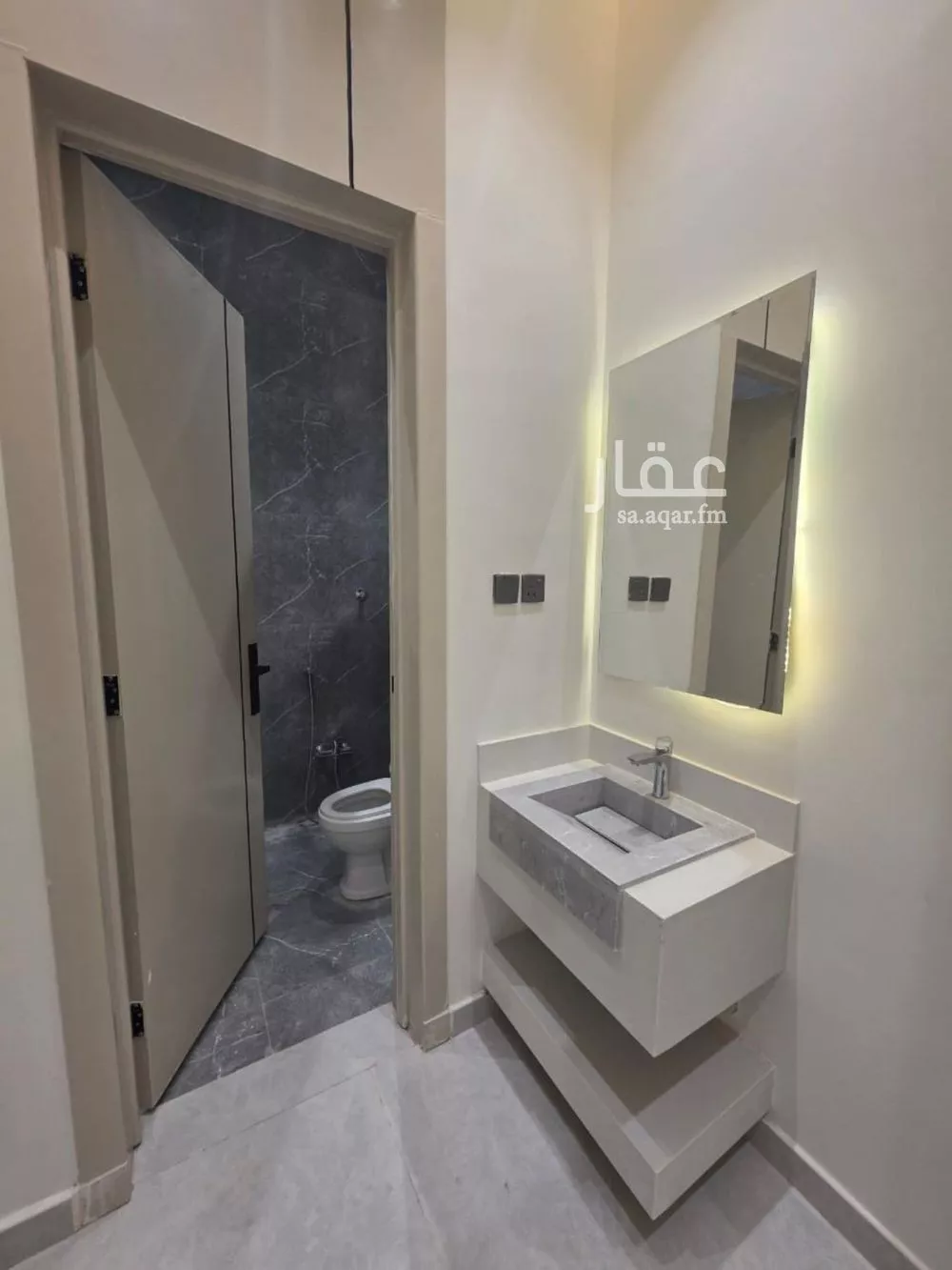 دور 8 غرف في احد 10