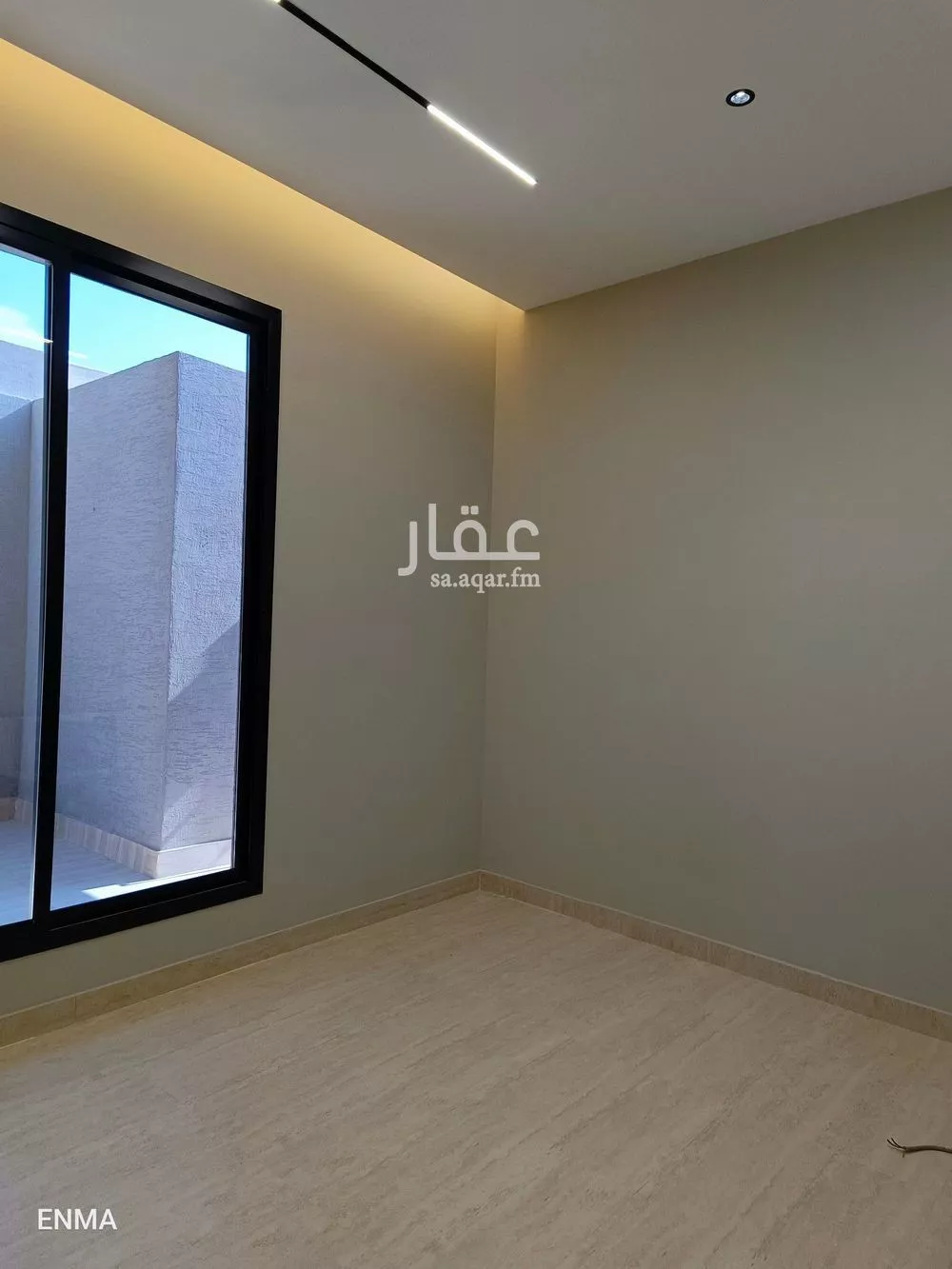 3 bedroom floor in Al Farouq 4