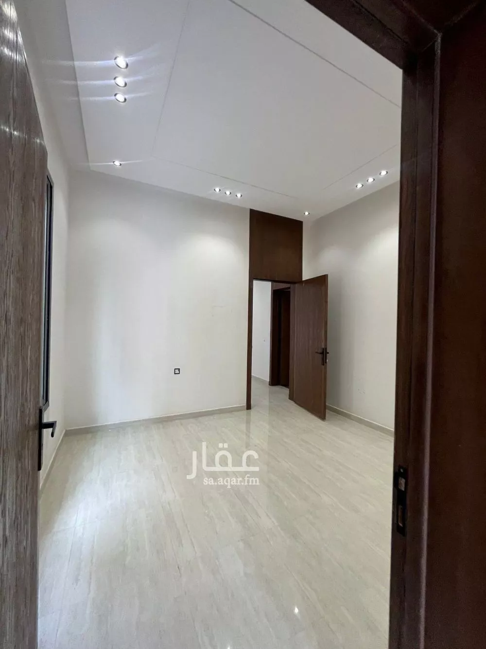 3 bedroom floor in Al Hazm 4