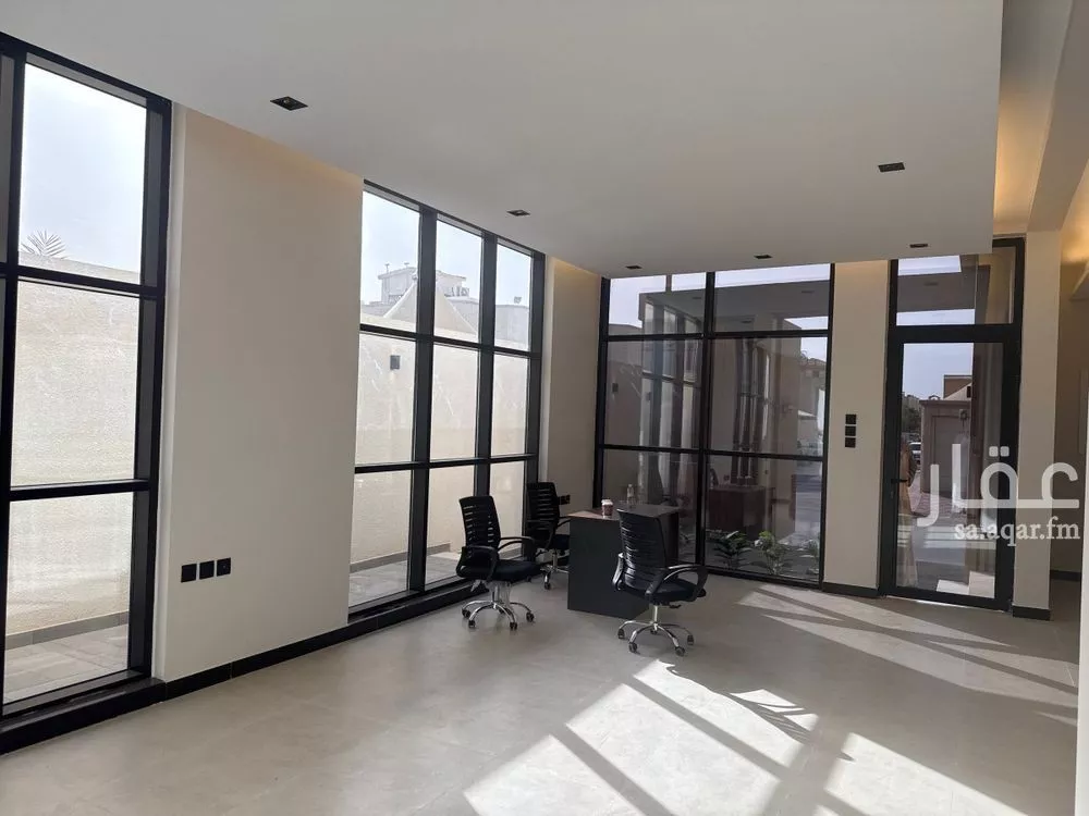 3 bedroom floor in An Nafal 5