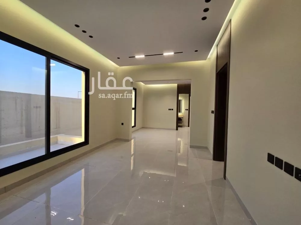 3 bedroom floor in As Suwaidi Al Gharabi 10