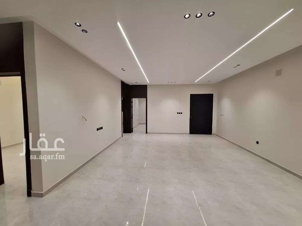 3 bedroom floor in Tuwaiq 9