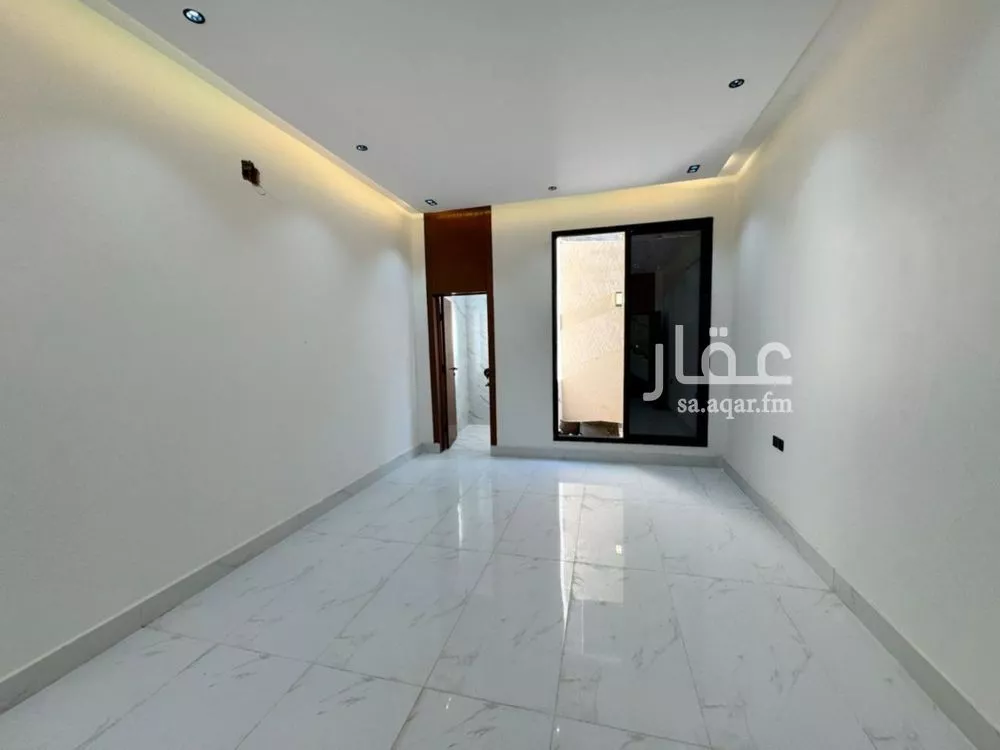 3 bedroom floor in Taibah 2
