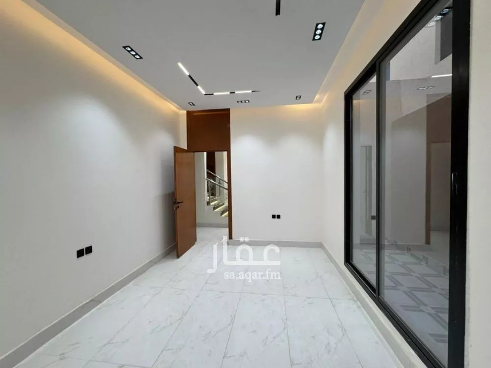 دور 4 غرف في طيبة 9