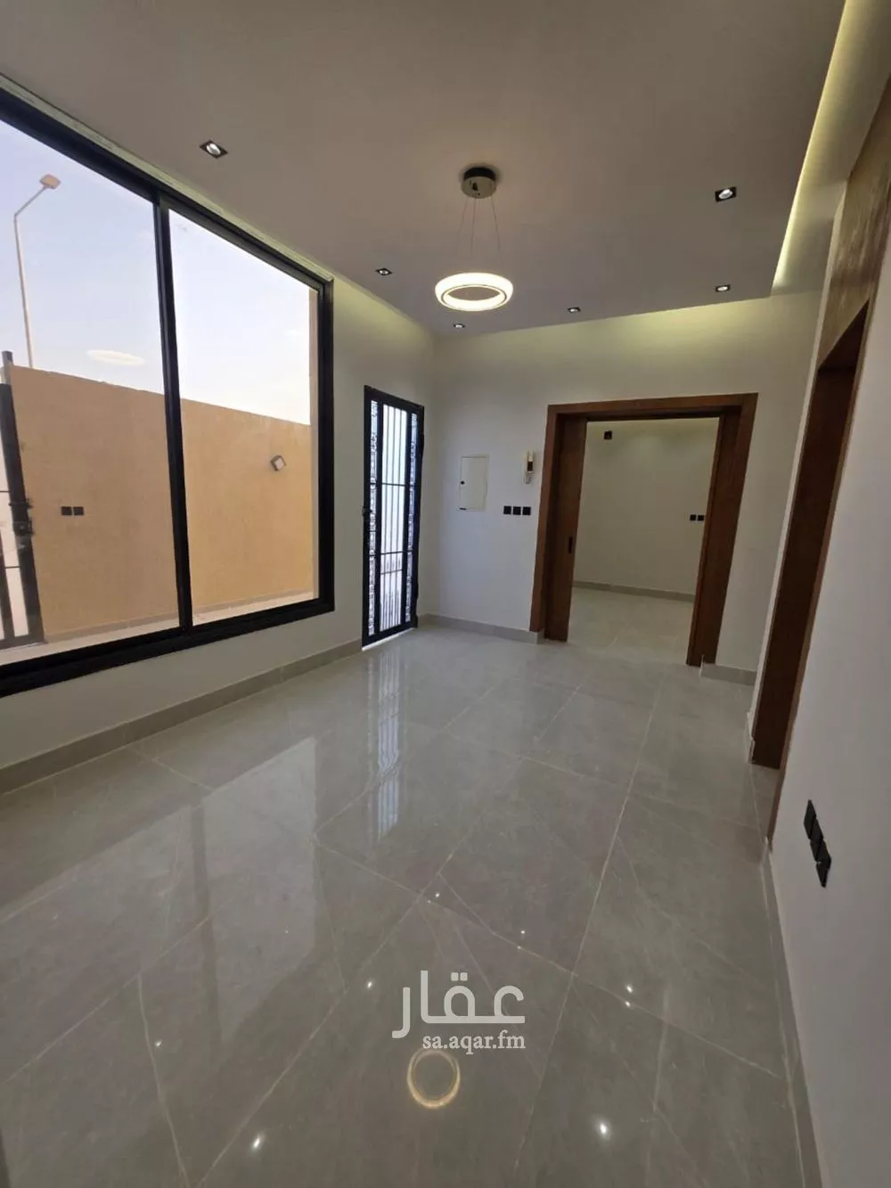 دور 5 غرف في طيبة 7