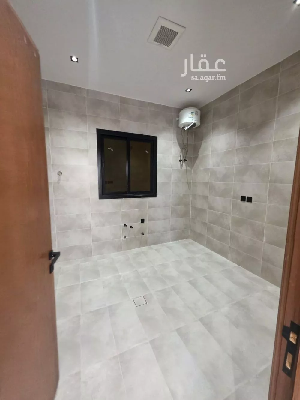 دور 5 غرف في طيبة 9