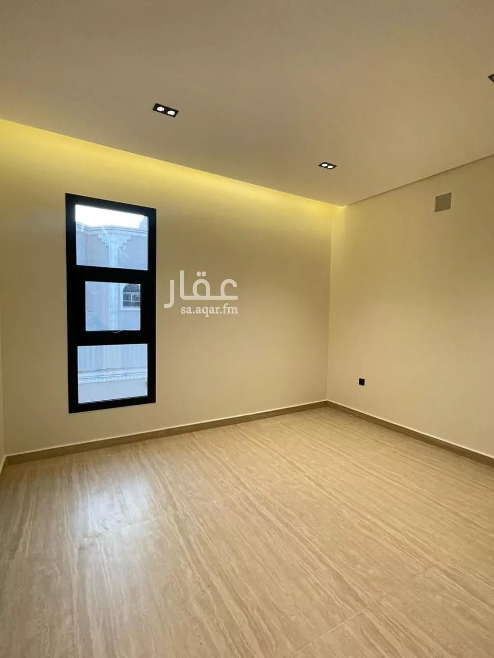 3 bedroom floor in As Suwaidi Al Gharabi 19
