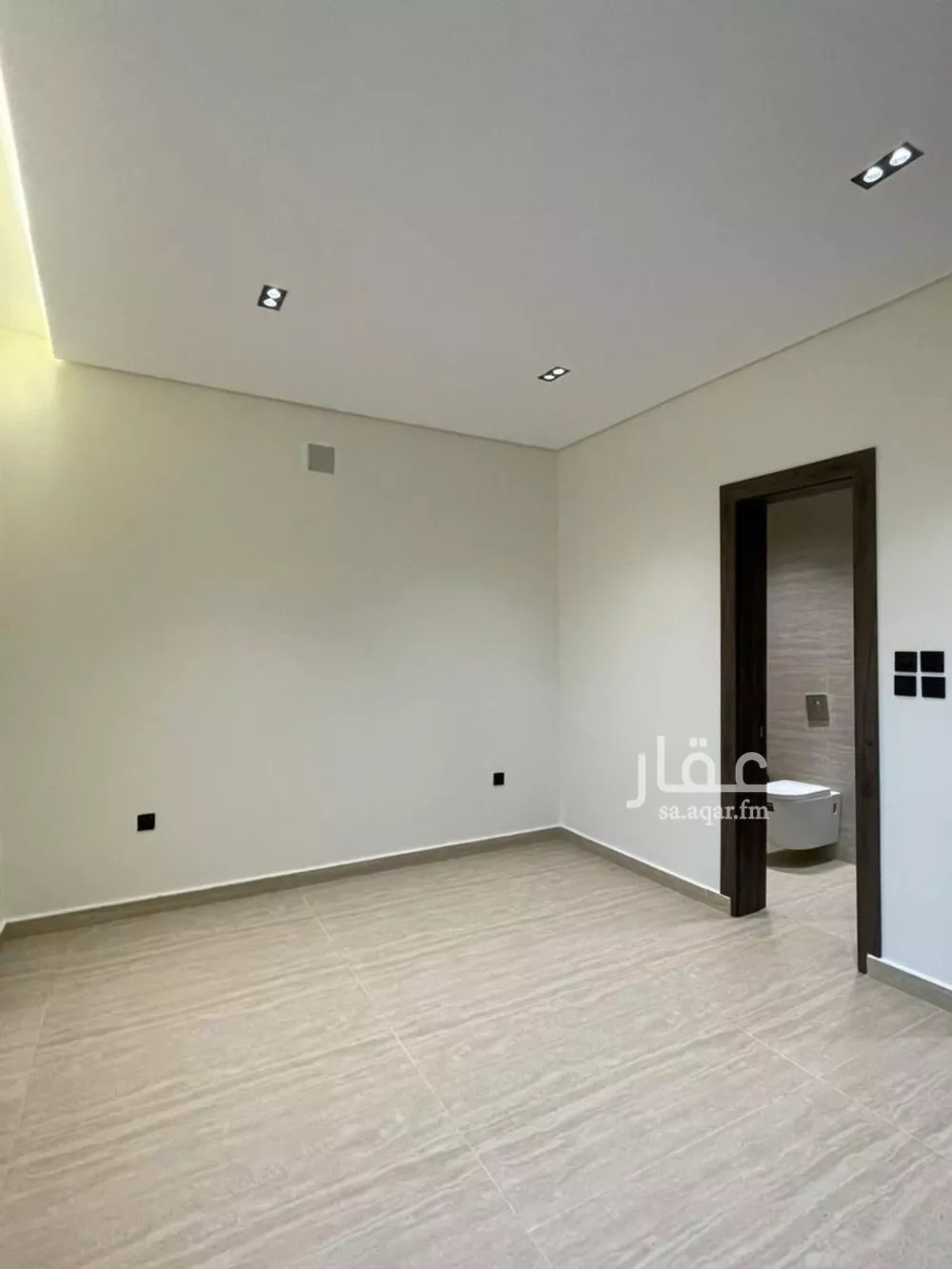 3 bedroom floor in As Suwaidi Al Gharabi 20
