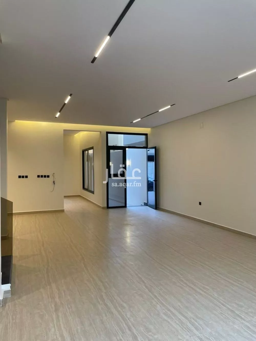 3 bedroom floor in As Suwaidi Al Gharabi 4