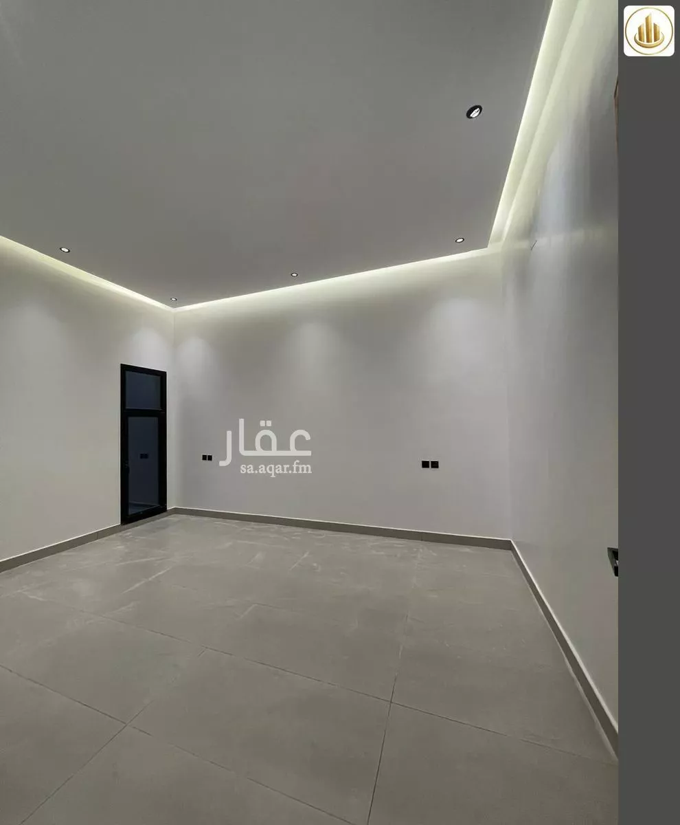 6 bedroom floor in Al Janadriyah 4