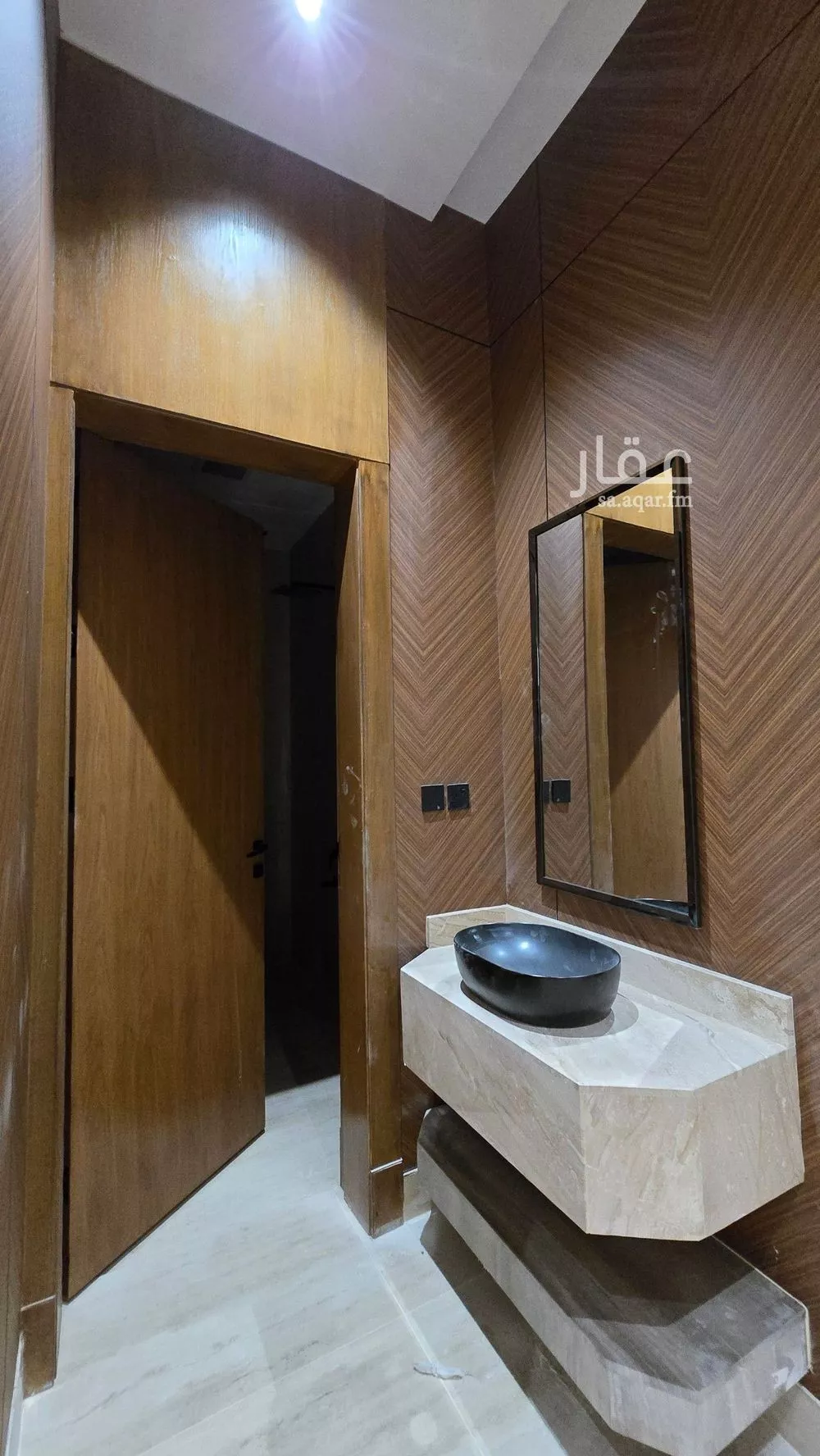3 bedroom floor in Dhahrat Namar 3