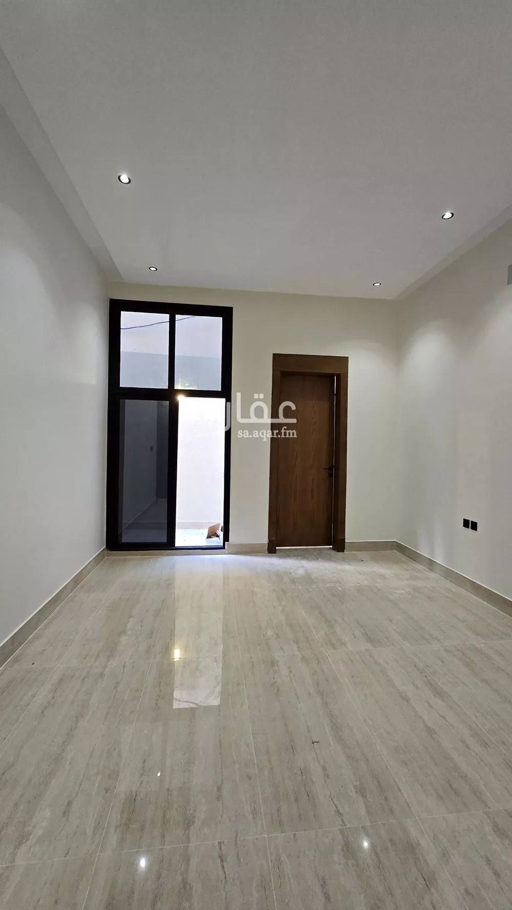 3 bedroom floor in Dhahrat Namar 10
