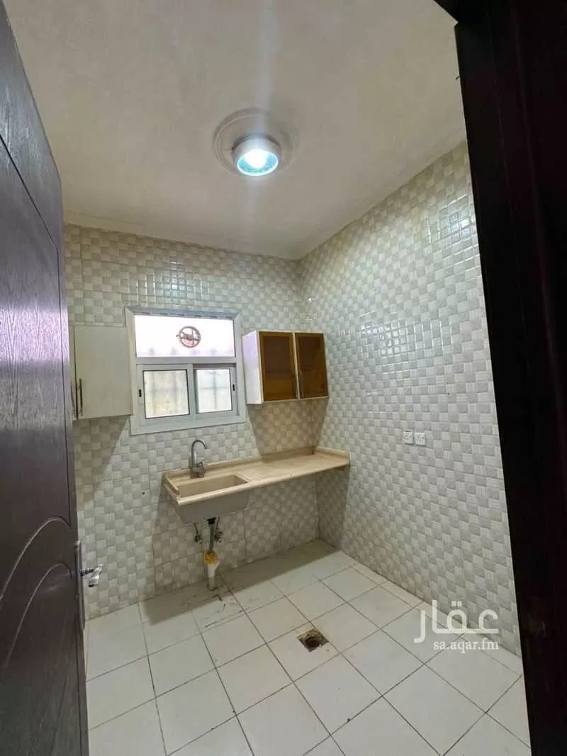 عقار 21 غرف في ظهرة لبن، الرياض 3
