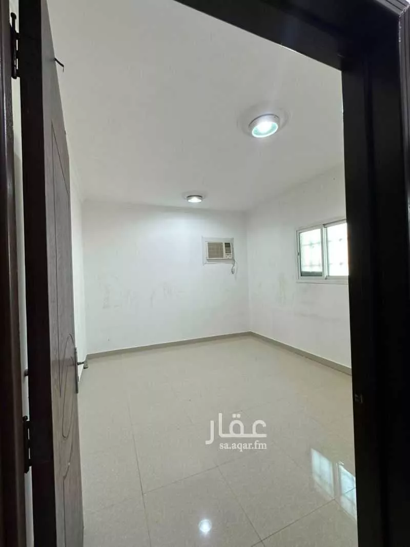 عقار 21 غرف في ظهرة لبن، الرياض