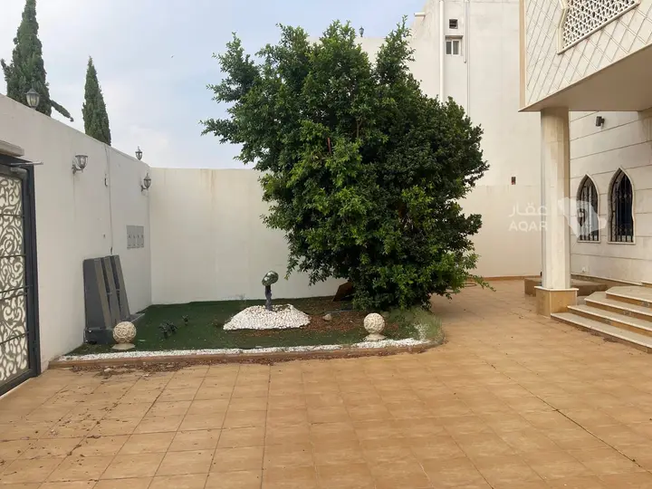 villa in Al Wisam, Taif 4