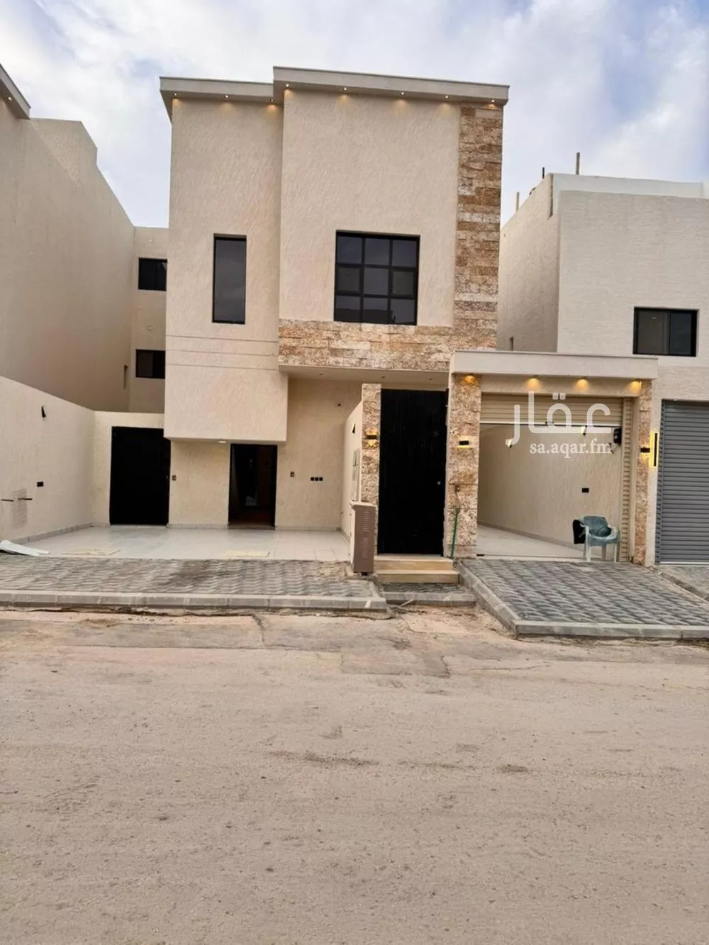 5 bedroom floor in Okaz 2