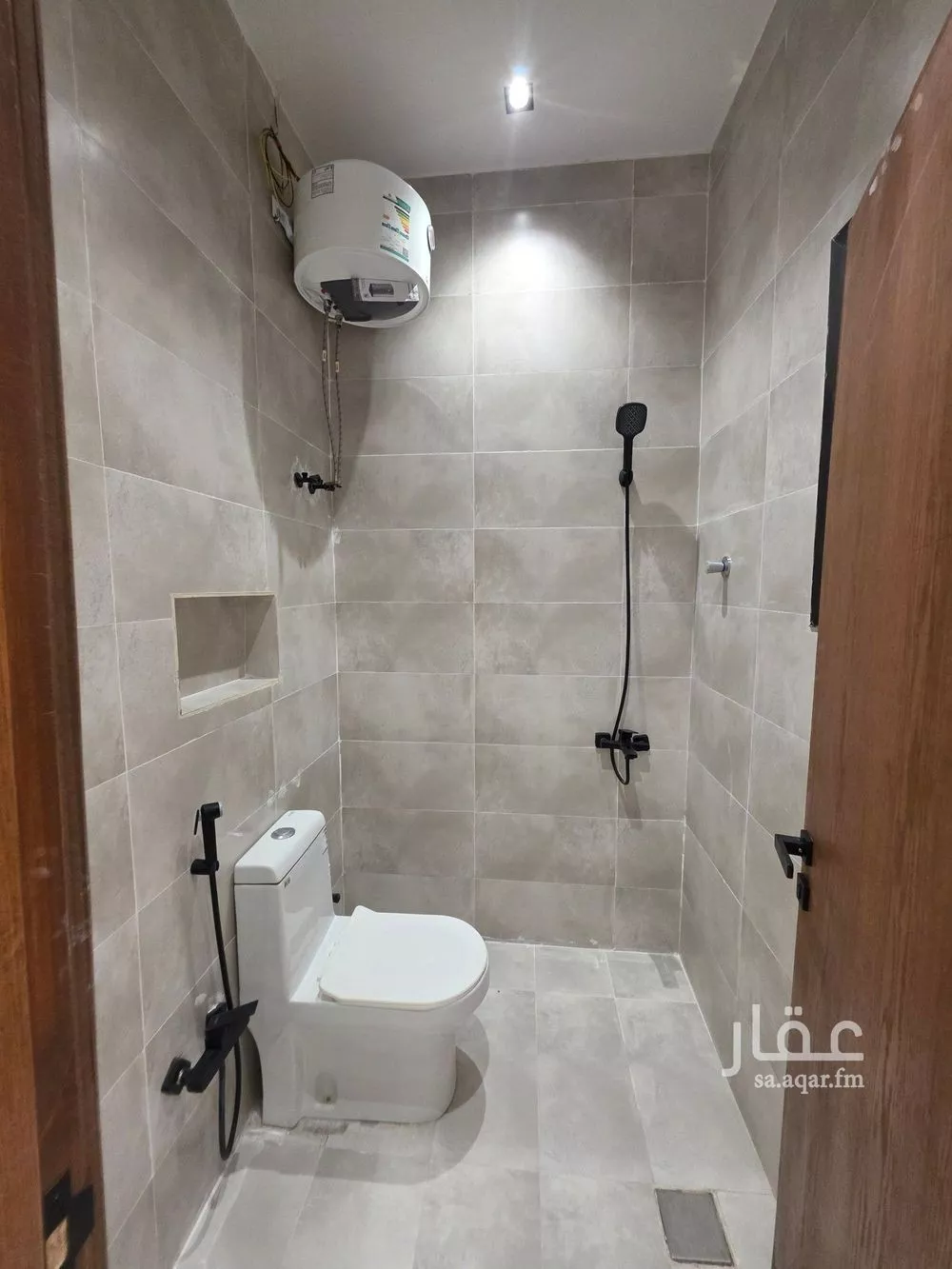 دور 7 غرف في طيبة 16