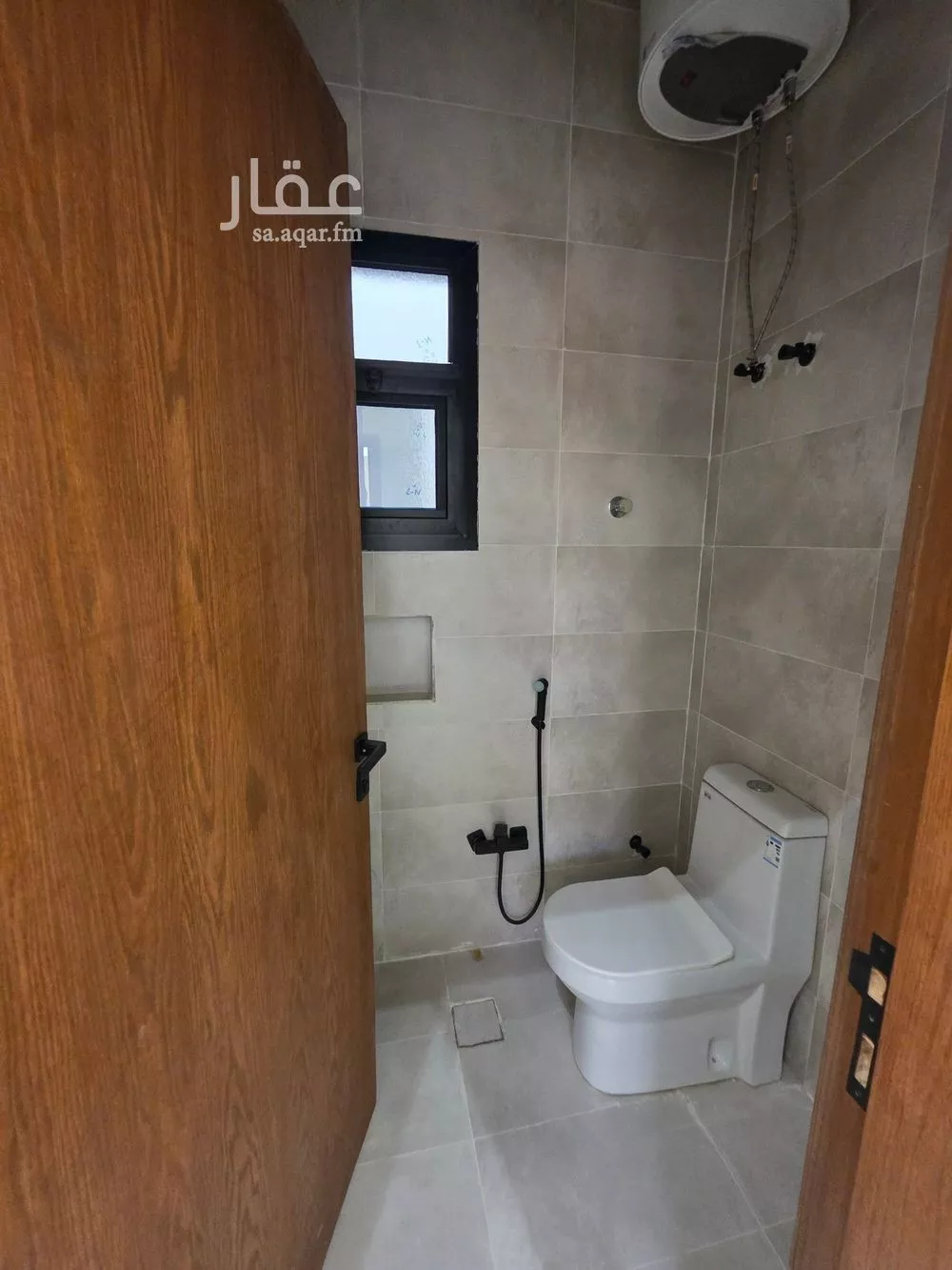 دور 7 غرف في طيبة 17