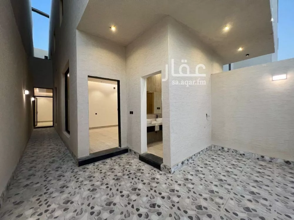 دور 4 غرف في طويق 15