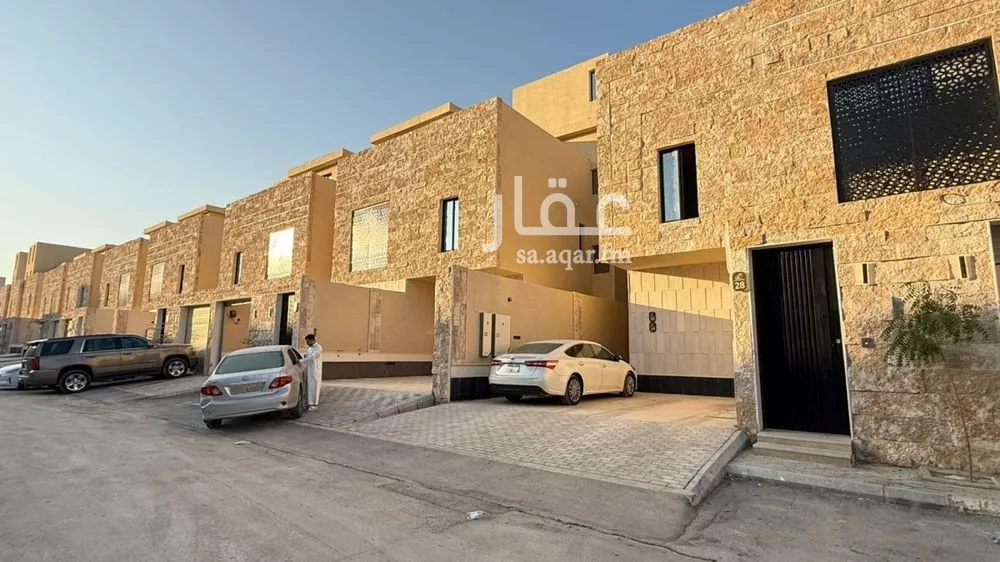 5 bedroom floor in Tuwaiq 5