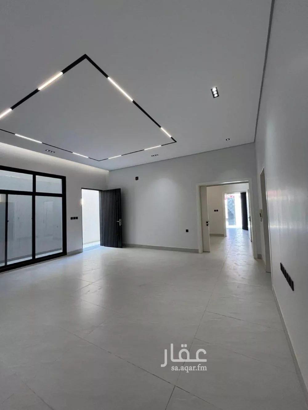4 bedroom floor in Riyadh 2