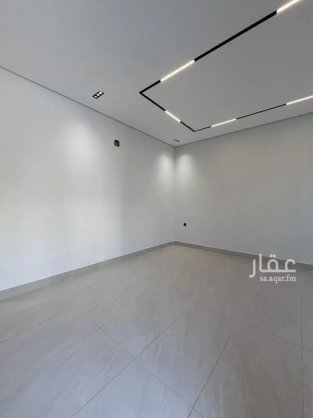 4 bedroom floor in Riyadh 5