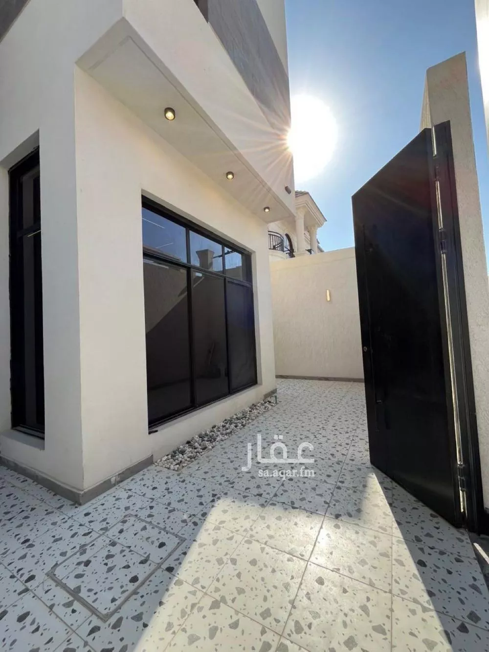 4 bedroom floor in Riyadh 7